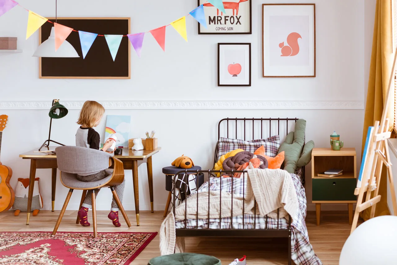Ordnung im Kinderzimmer schaffen: Tipps & Tricks