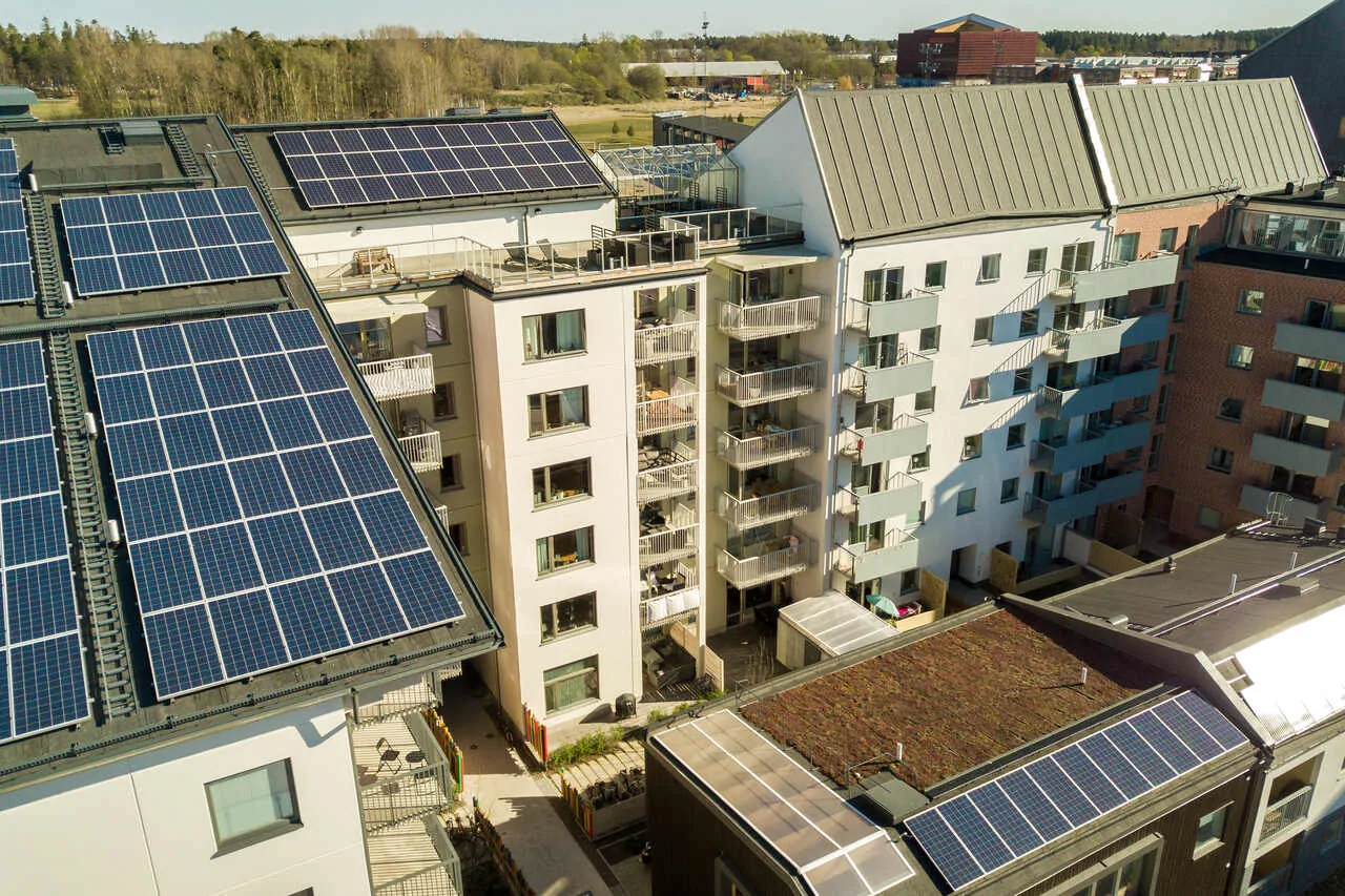 PV-Anlage in der Eigentümergemeinschaft: Wie kann man effektiv Zustimmung erreichen?