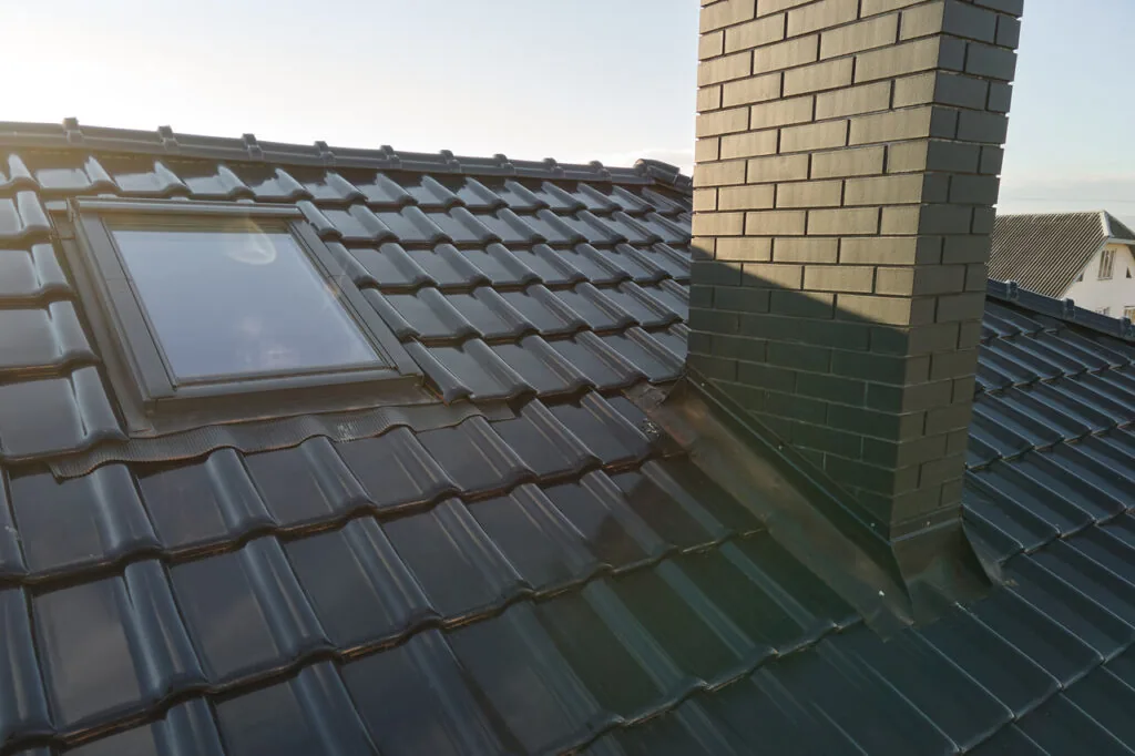 Sonnenschutz für Fenster: Die besten Lösungen für den Sommer